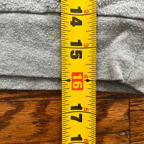 Alo Yoga Women's Gray Cropped Pullover Hoodie Sweatshirt Size S Gym Workout - Picture 4 of 7